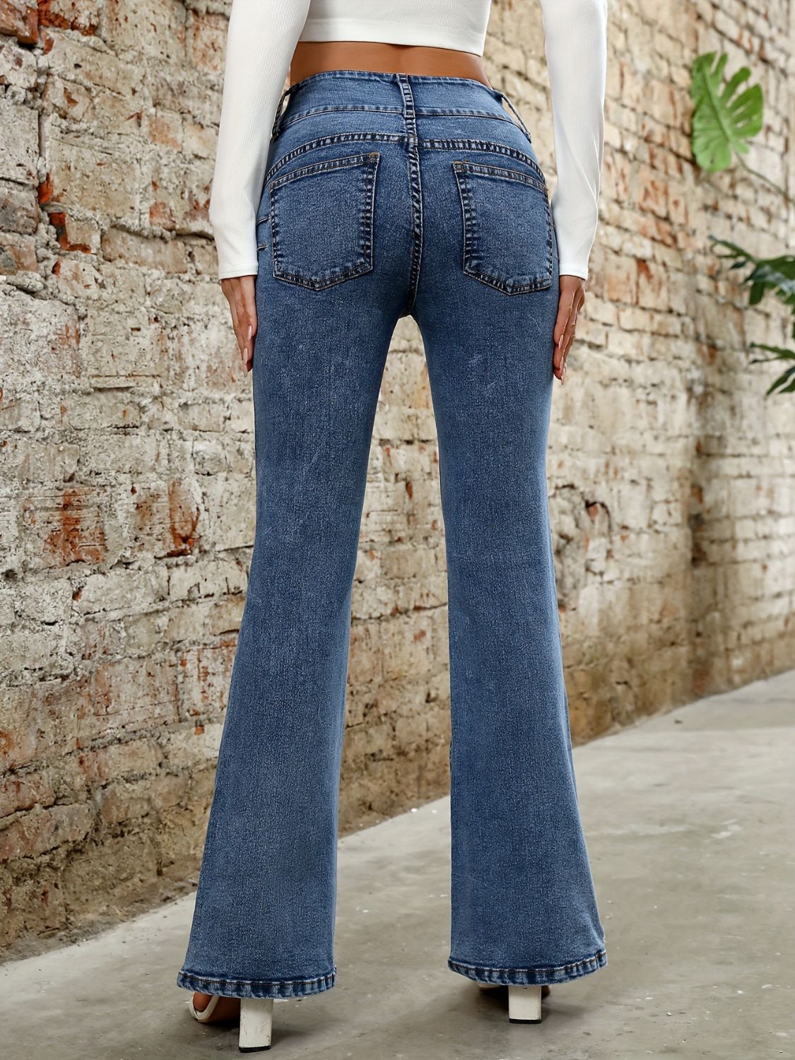 Classic Bootcut Jeans with Pockets