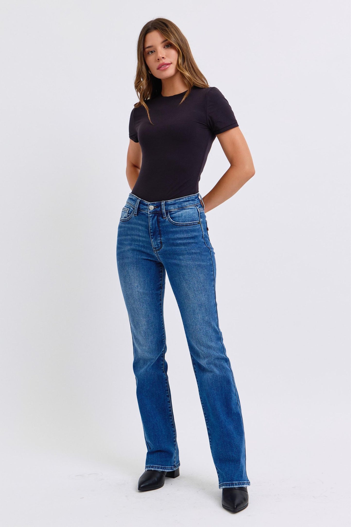Judy Blue Mid-Rise Bootcut Jeans