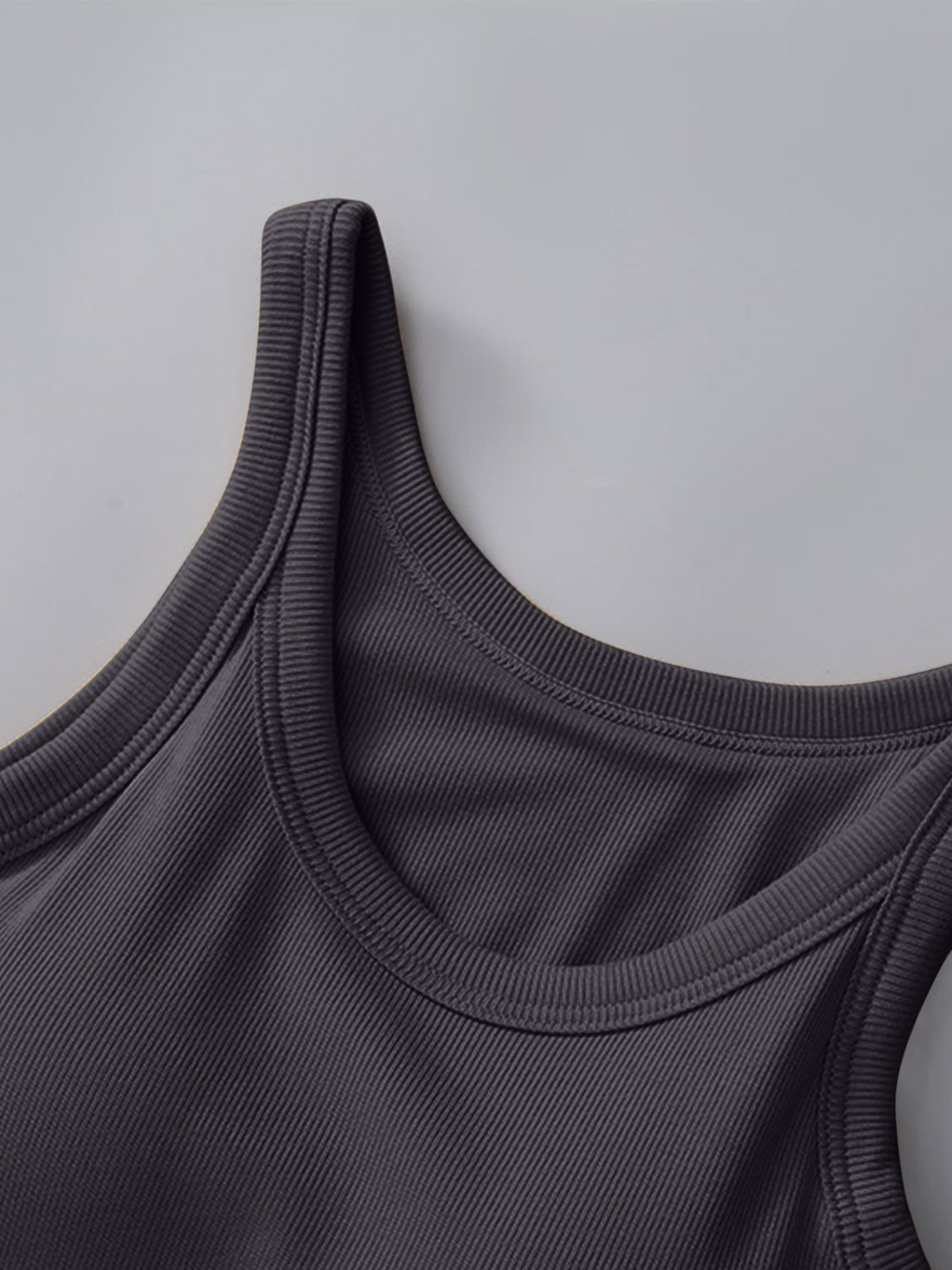 Round Neck Tank with Bra - Support