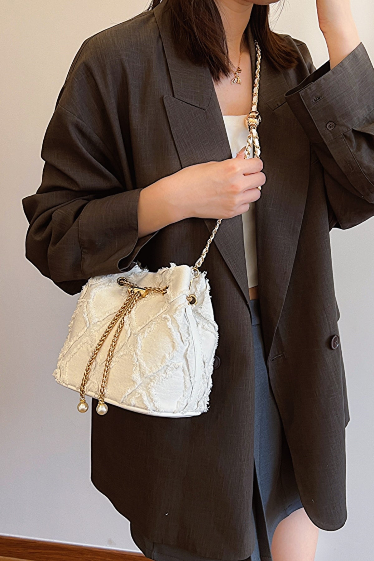 Chain Drawstring Raw Edge Denim Bucket