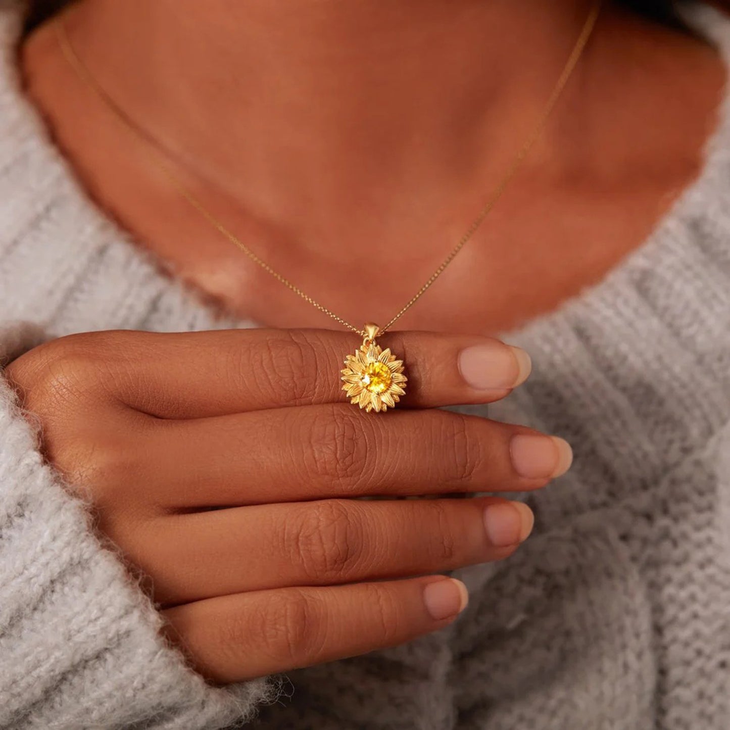 Sunflower 18K Gold Pendant Necklace