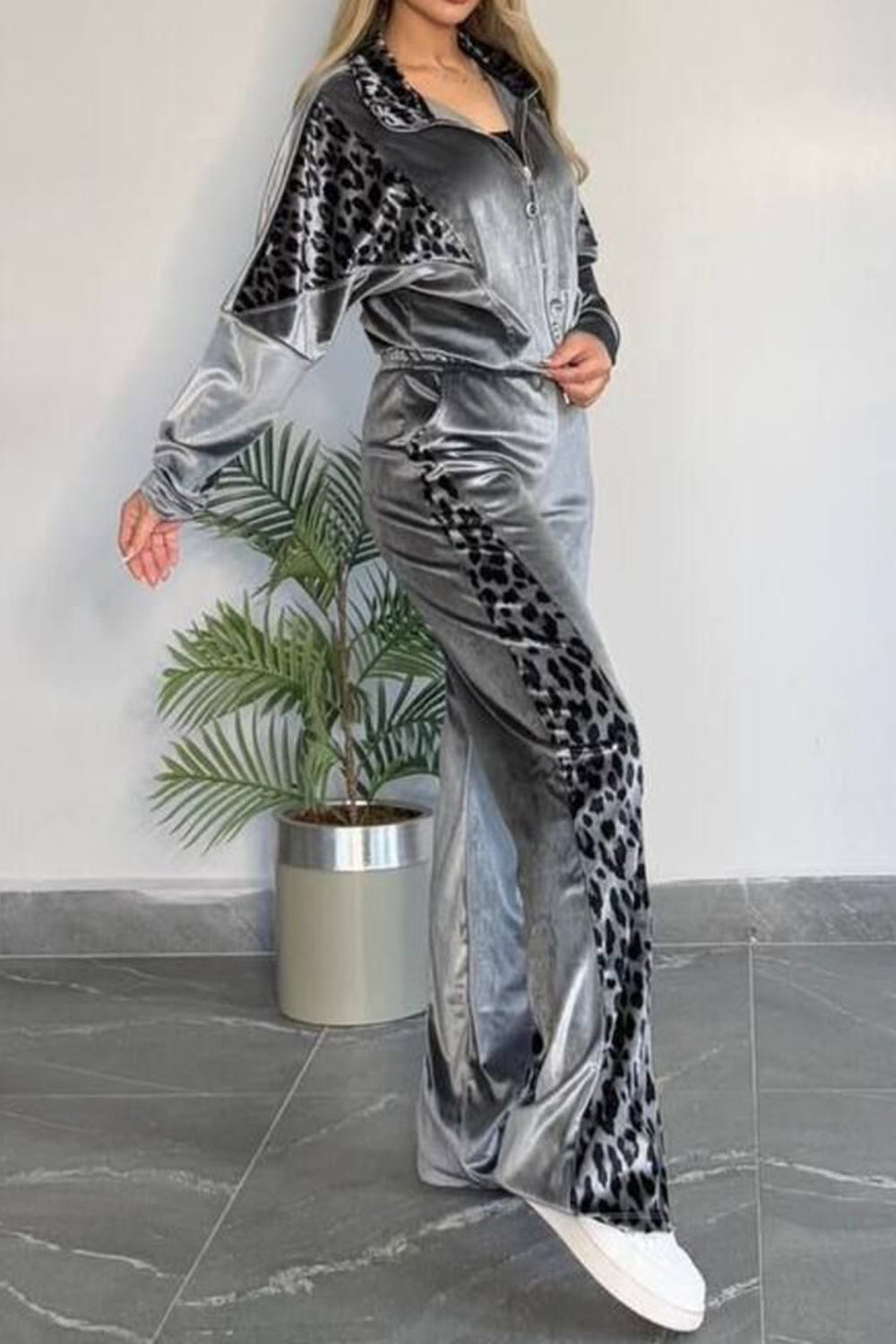 Collared Leopard Zip Top Pants Plus