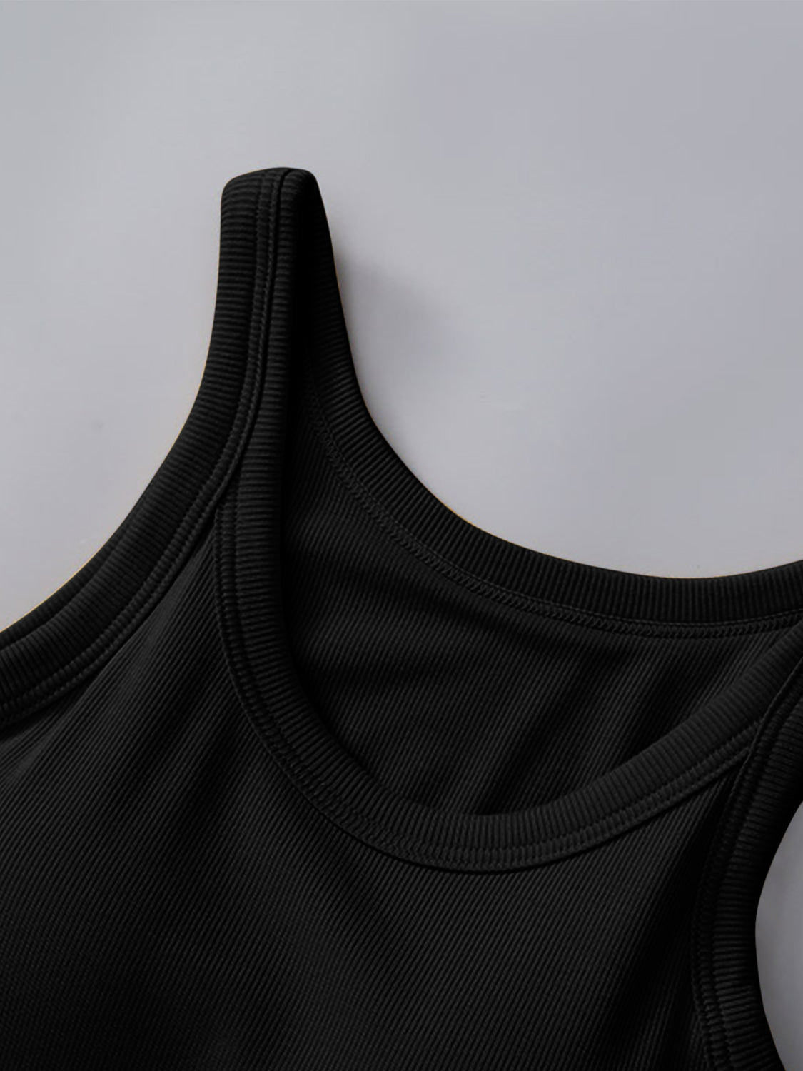 Round Neck Tank with Bra - Support