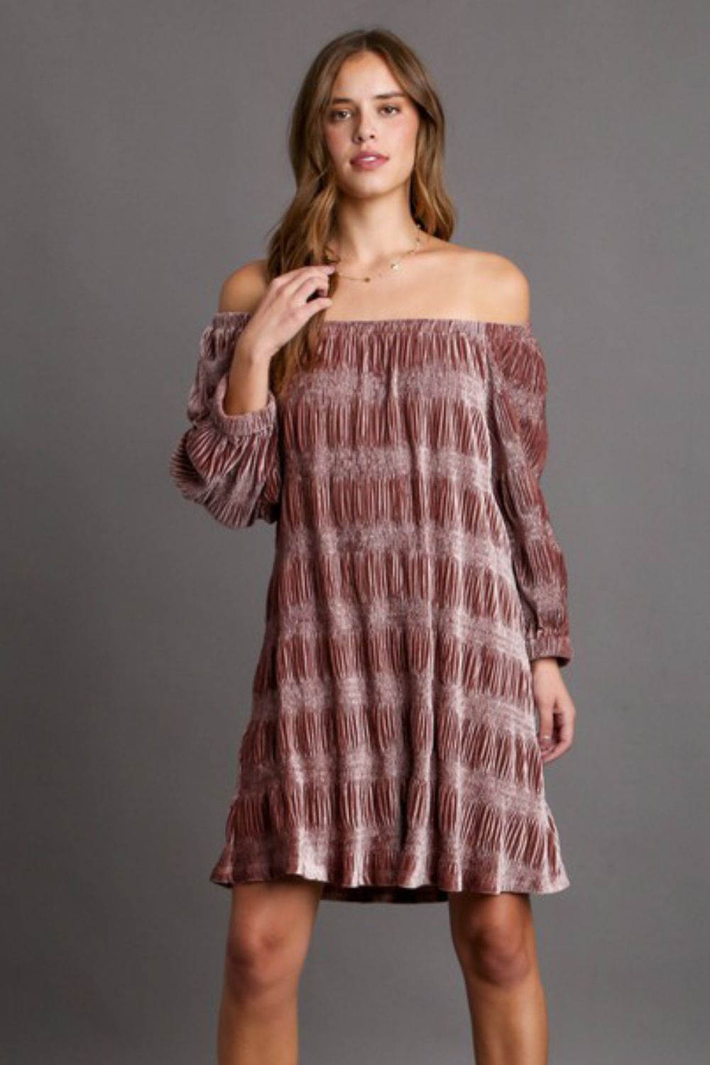 Off-Shoulder Balloon Sleeve Velvet