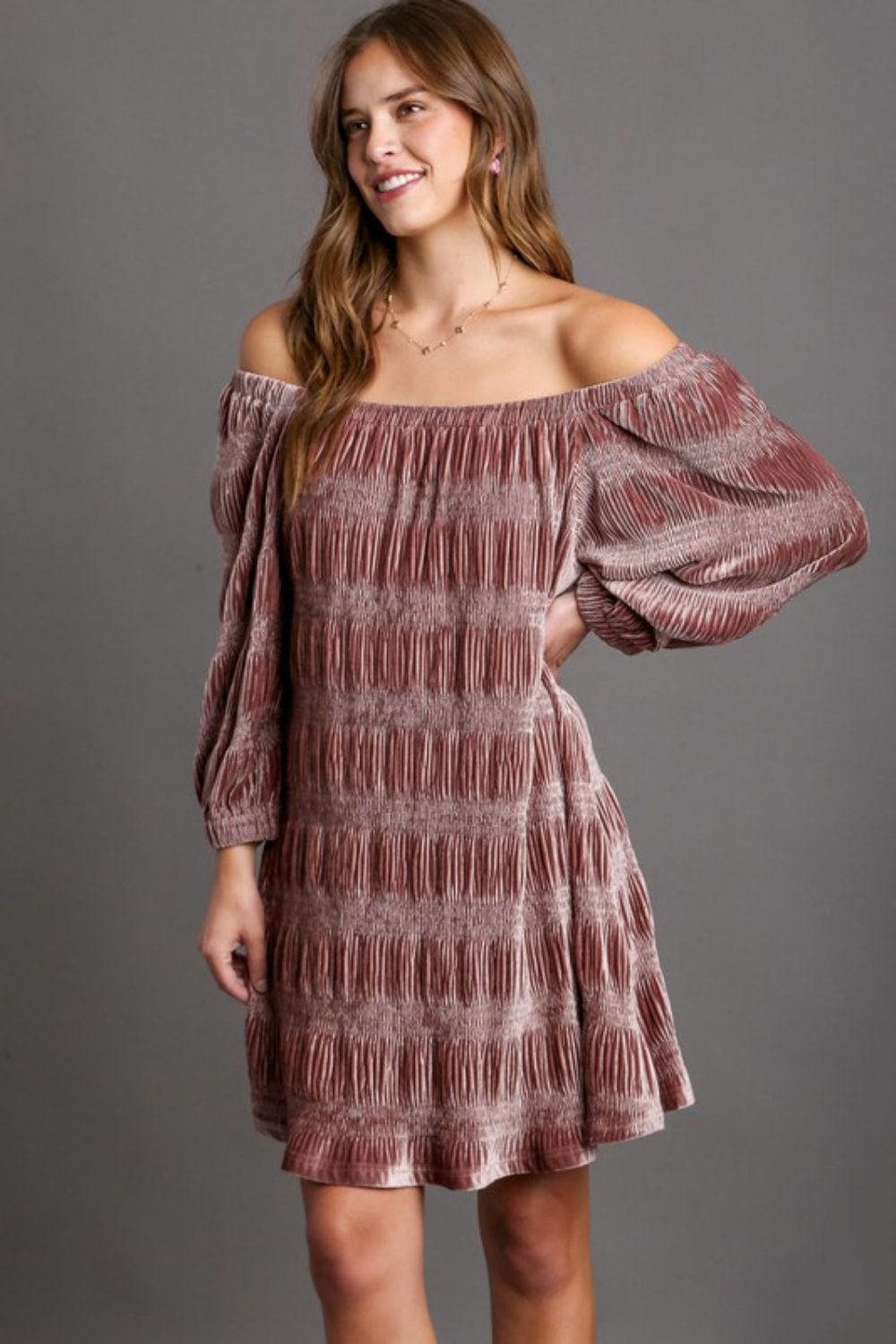 Off-Shoulder Balloon Sleeve Velvet