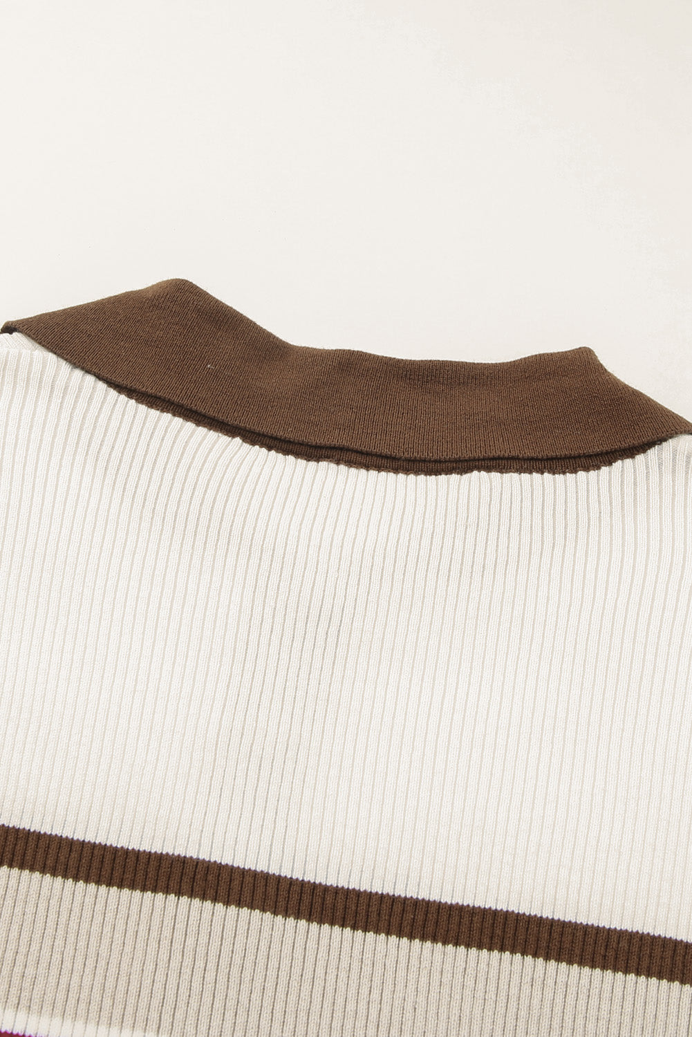 Contrast Stripe Knit Top - Stylish