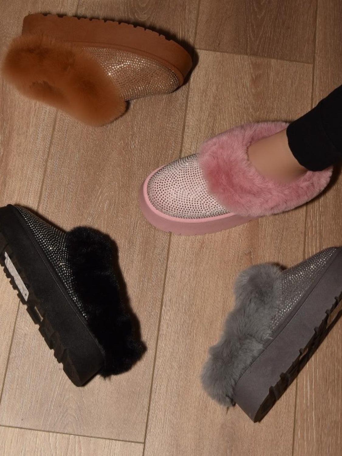 WILD DIVA Faux Fur Platform Booties